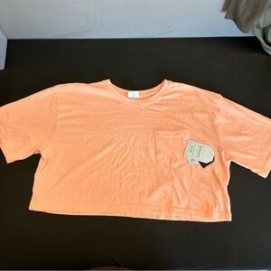 Bloom Pop Peach Cropped T-Shirt.        <<<<52>>>>